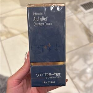 AlphaRet Intensive Overnight Cream - Navy and Gold